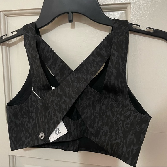 Luluelmon Enlite Zip Bra - Picture 5 of 9